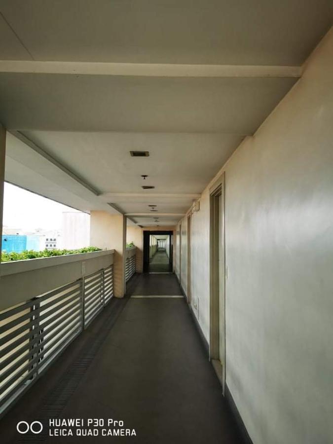 Staycation Condotel @150Newport Pasay City 마닐라 외부 사진