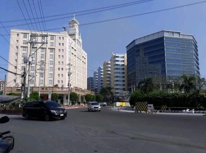 Staycation Condotel @150Newport Pasay City 마닐라 외부 사진