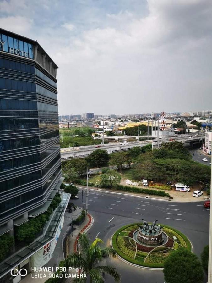 Staycation Condotel @150Newport Pasay City 마닐라 외부 사진